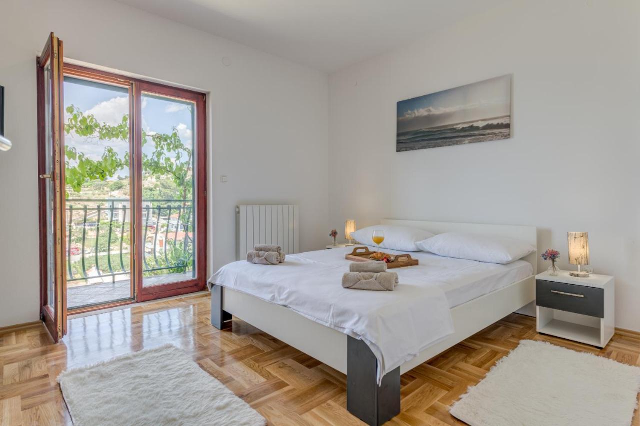 Apartman Aurelia Подстрана Екстериор снимка