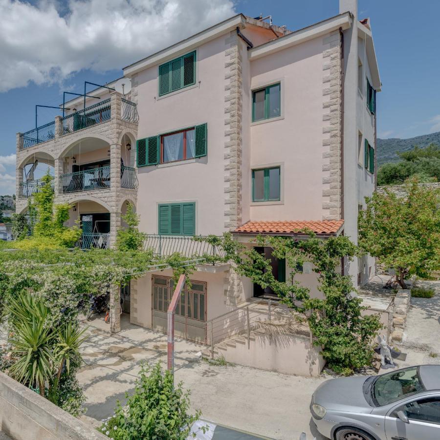 Apartman Aurelia Подстрана Екстериор снимка