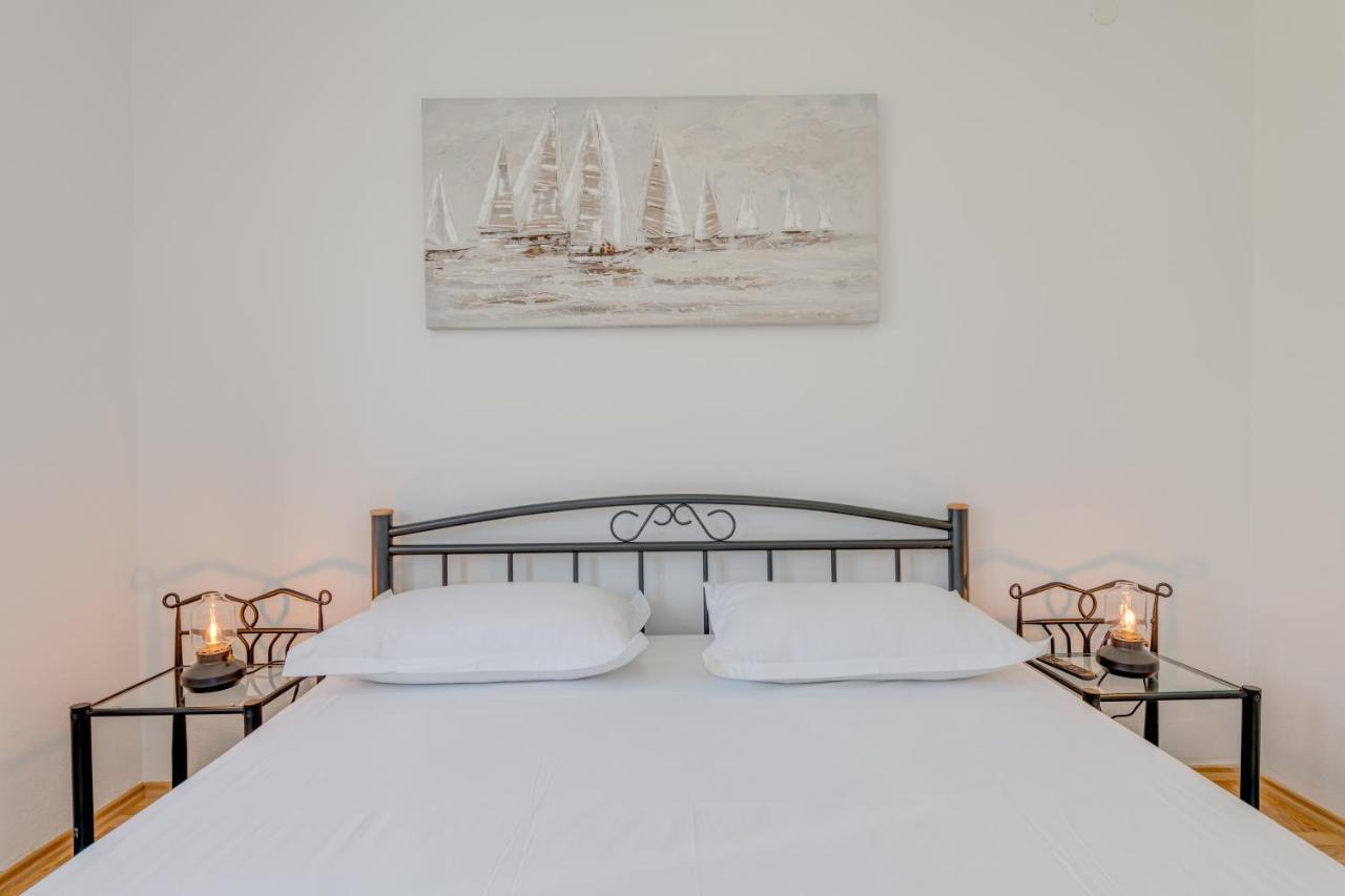 Apartman Aurelia Подстрана Екстериор снимка